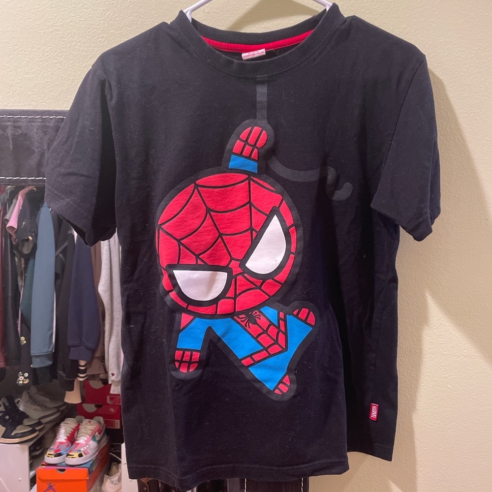 spiderman t-shirt